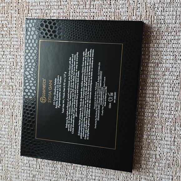 BH Cosmetics X Sylvia Gani Eyeshadow Palette - Picture 2 of 3